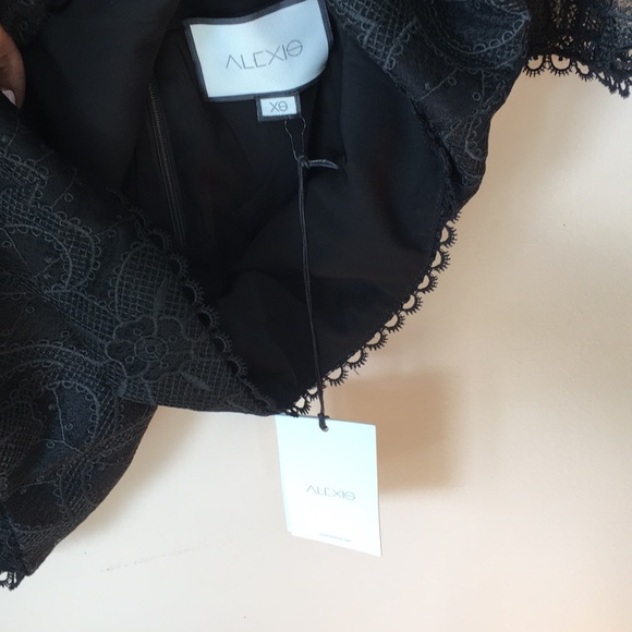 ALEXIS | Black Venice Lace Romper Playsuit - Picture 10 of 10